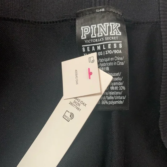 VS Seamless Shorts - Picture 6 of 6